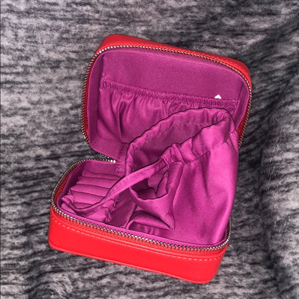 jewelry case